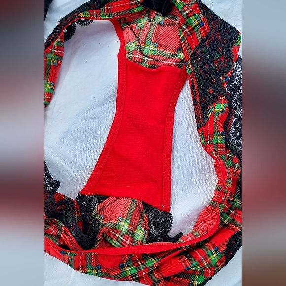 Adore Me Women's Bra and Panty Christmas Plaid Set - Picture 6 of 11